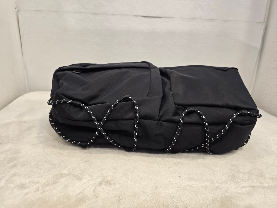 거의새거) 마테마틱 튜링 W20 슬링백 크로스백 블랙 상품이미지8