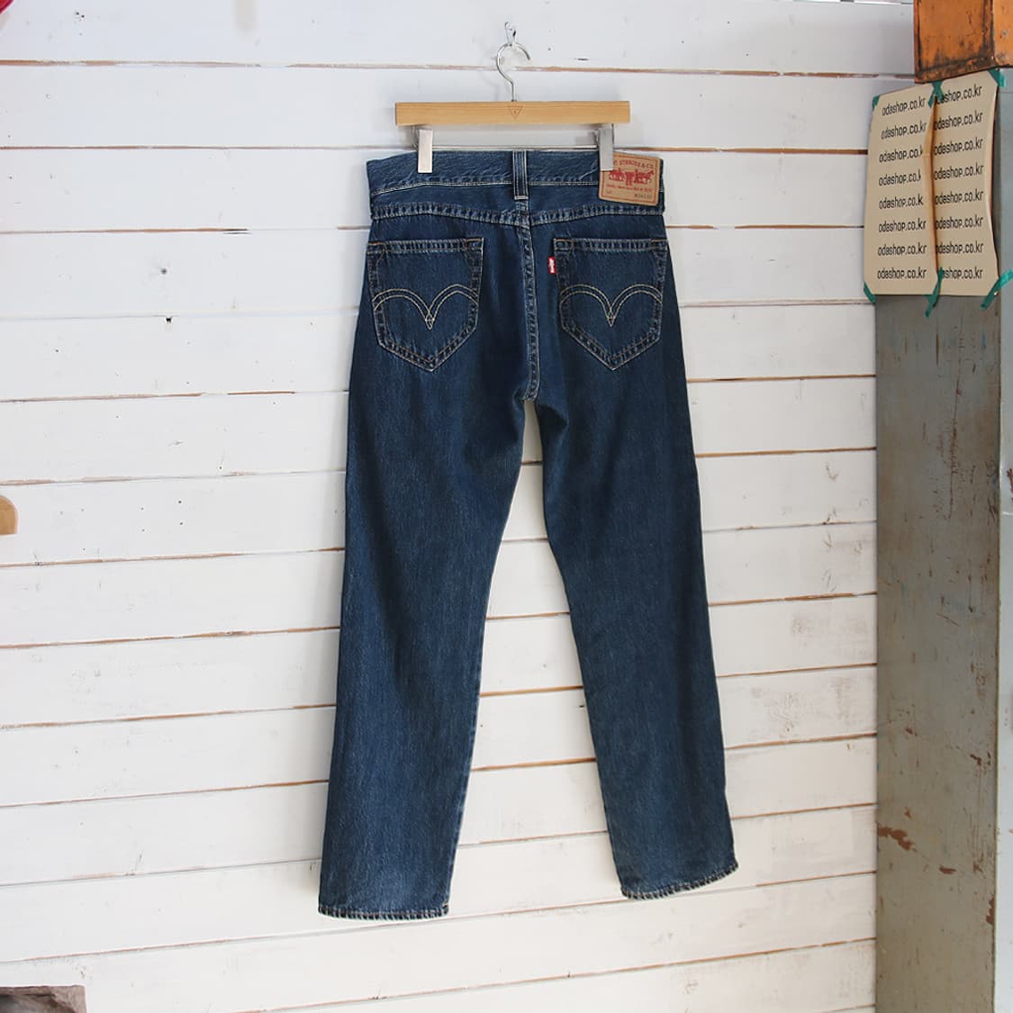 (착용컷) 리바이스 타입원 데님 팬츠 (남성용 33.5) 상품이미지2