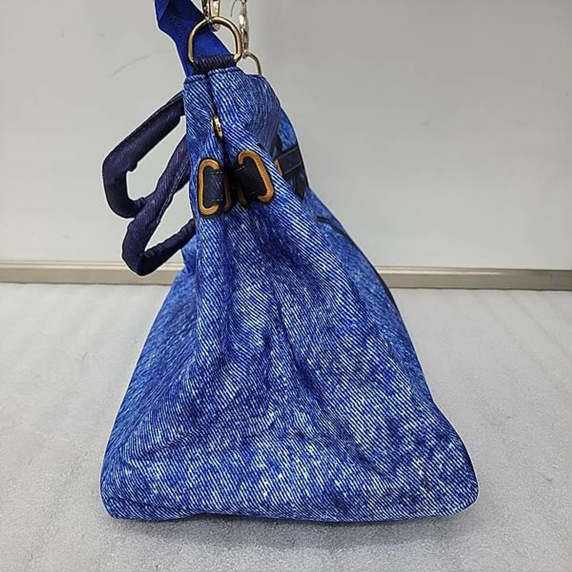 미사용 새제품 다용도 청색 데님 진저백.
37x27x19cm 상품이미지3