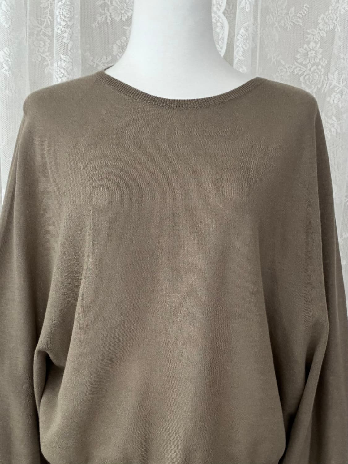 S) 한섬 더캐시미어 24년 실크 코튼 니트 브라운 상품이미지3