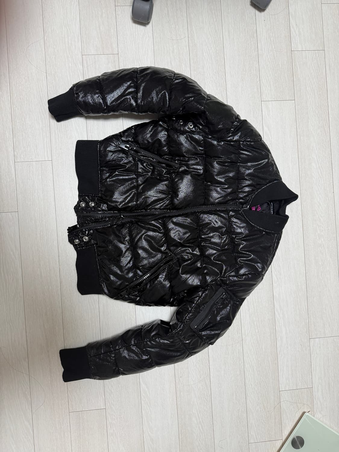 디젤 유광 패딩 xxs 상품이미지3