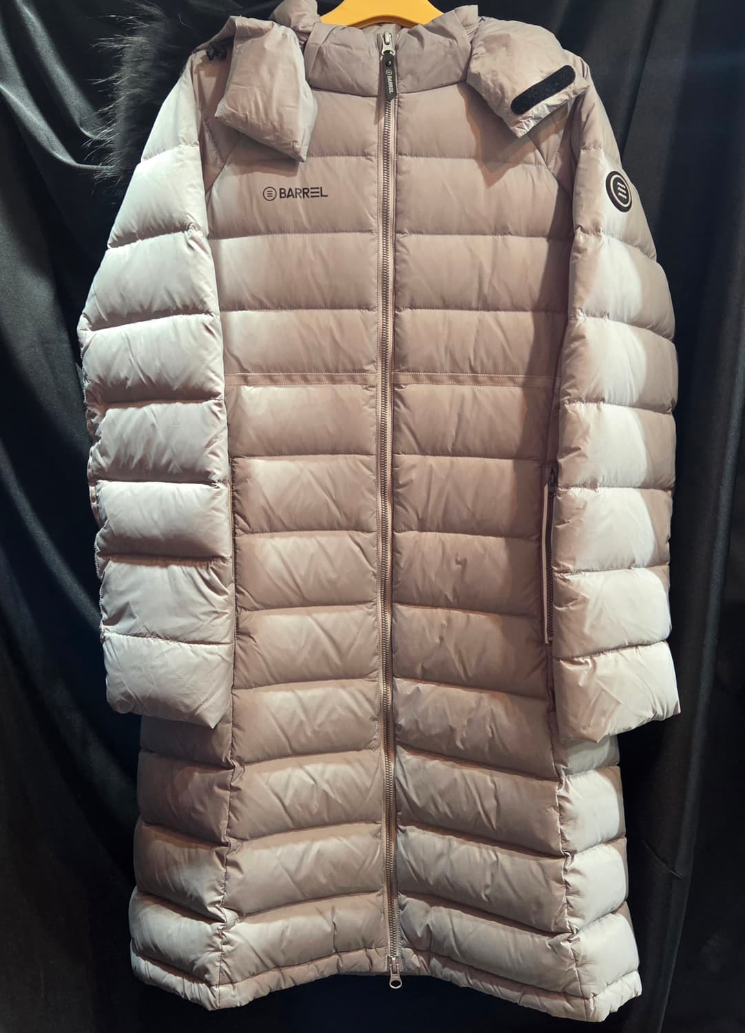 배럴 덕다운 후드 롱 패딩 상품이미지2