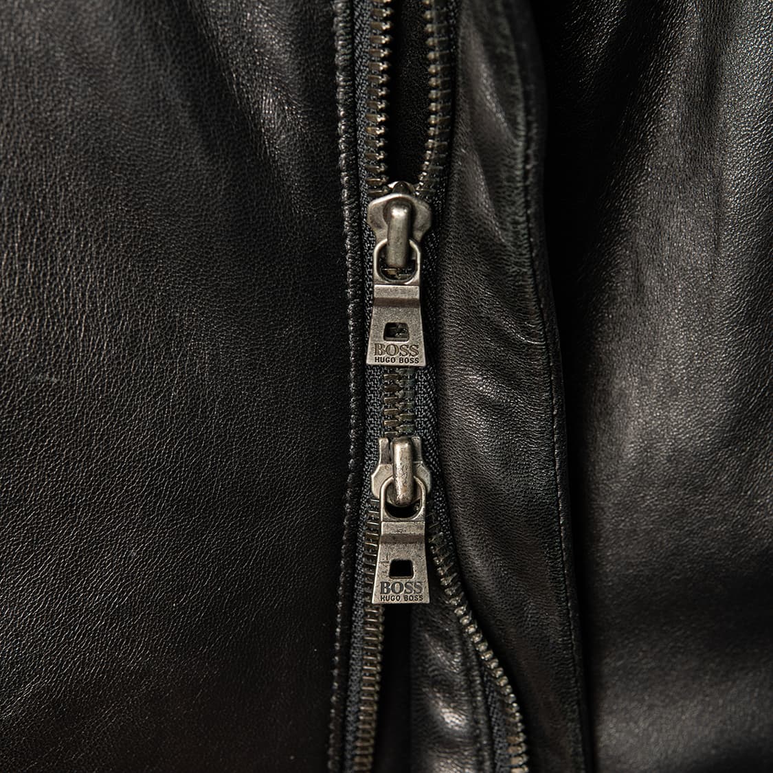 [107] 00s 휴고보스 HUGO BOSS 램스킨 레더자켓 블랙  상품이미지4