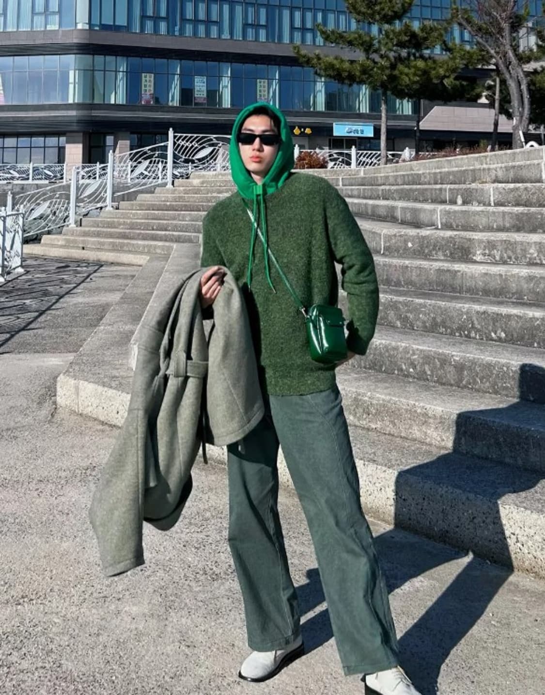레이어유니온 오버 후디 그린 L 팝니다. 상품이미지1