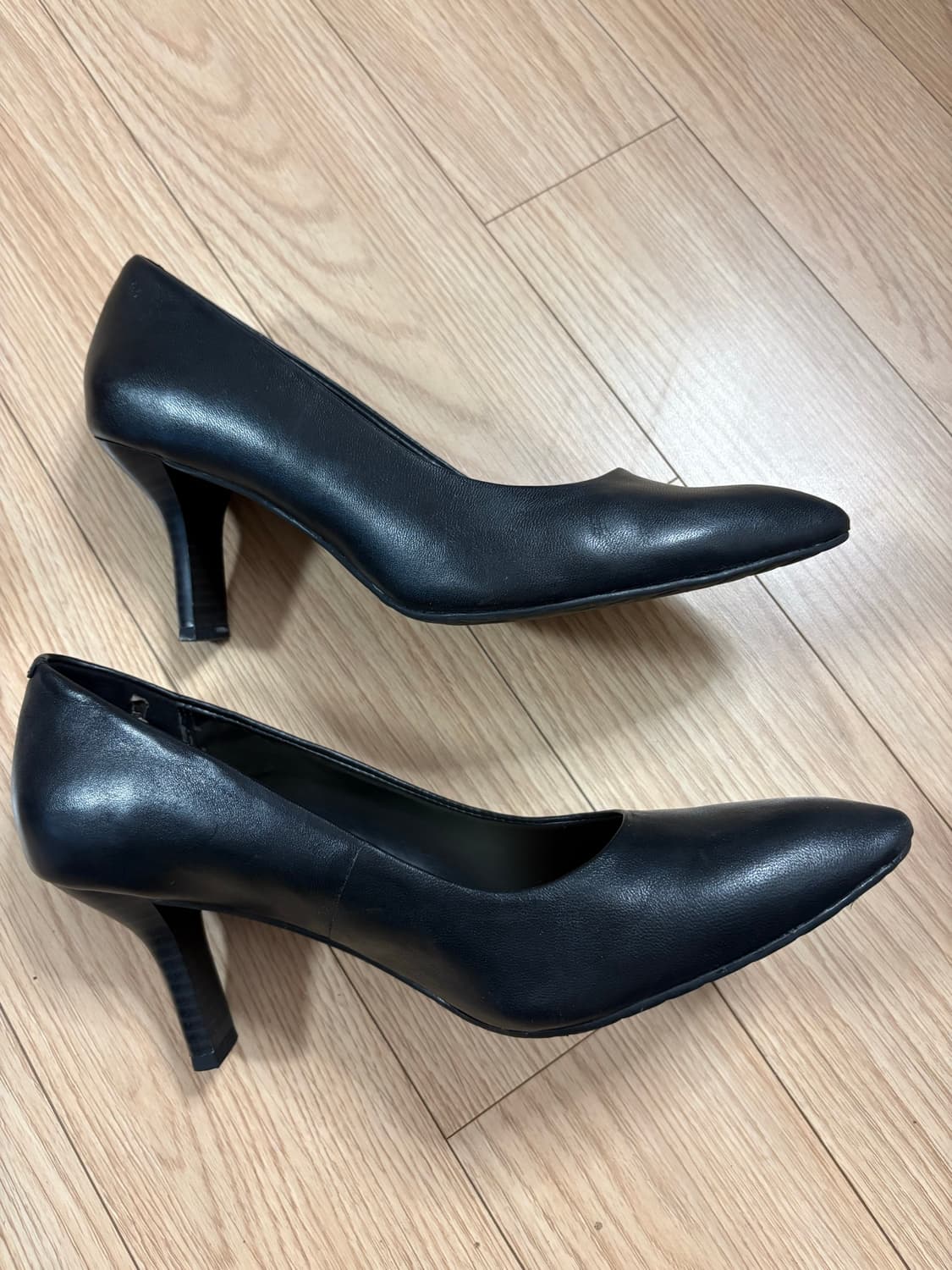 락포트 컴포트 블랙 펌프스 (굽 6cm) 상품이미지3