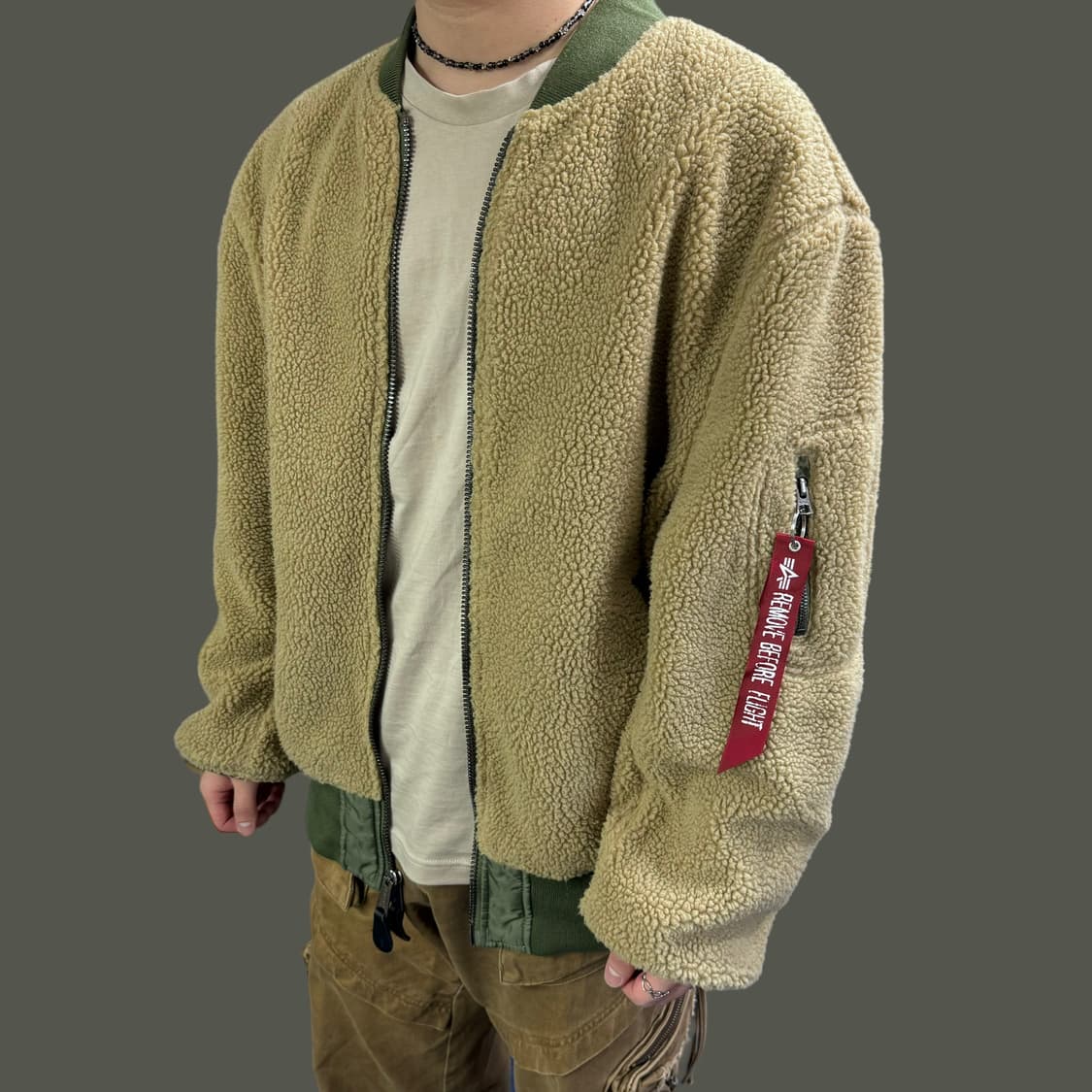 알파인더스트릿 양면 양털 MA-1 상품이미지2