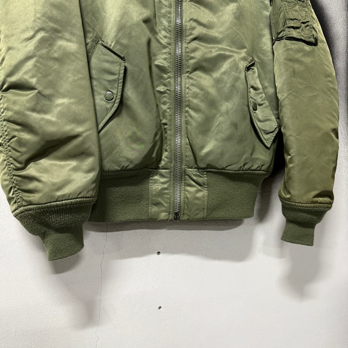 알파인더스트리 USA 리버시블 Ma-1 플라이트 봄버 자켓 상품이미지5