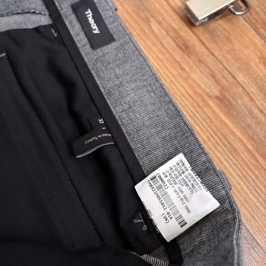 띠어리 32 슬림 그레이 팬츠 슬랙스 스판 세련된 실루엣 상품이미지6