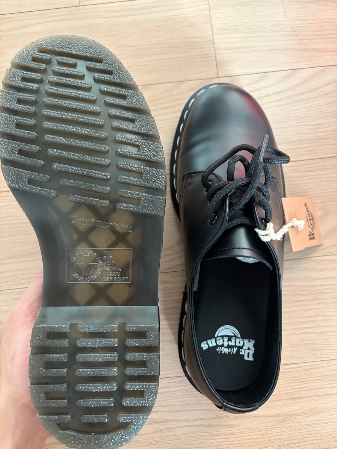 닥터마틴 1461 블랙 스무스 화이트스티치 상품이미지4