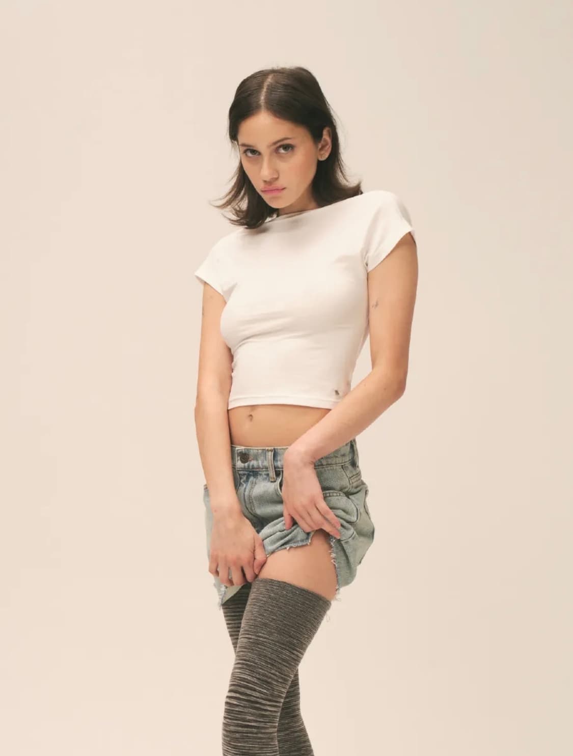 글로니 덴버 백리스 탑 denver backless top 상품이미지3