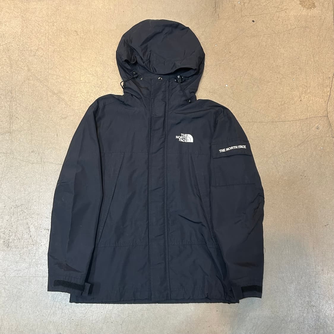 85 노스페이스 블랙 바람막이 상품이미지2