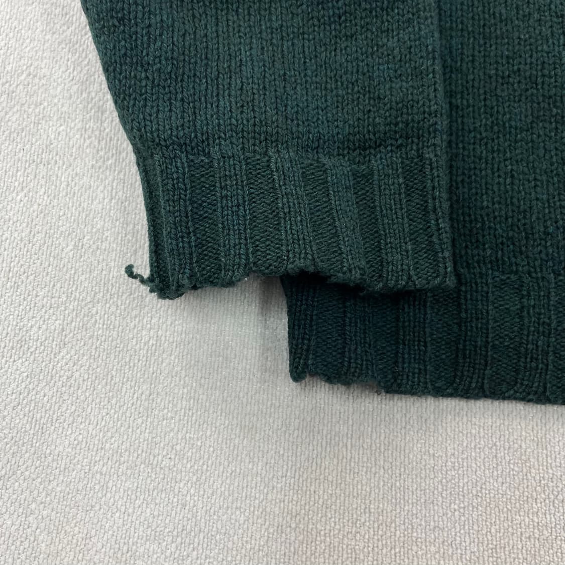 105 버버리 기마로고 엘보우 패치 울반집업 니트  상품이미지5