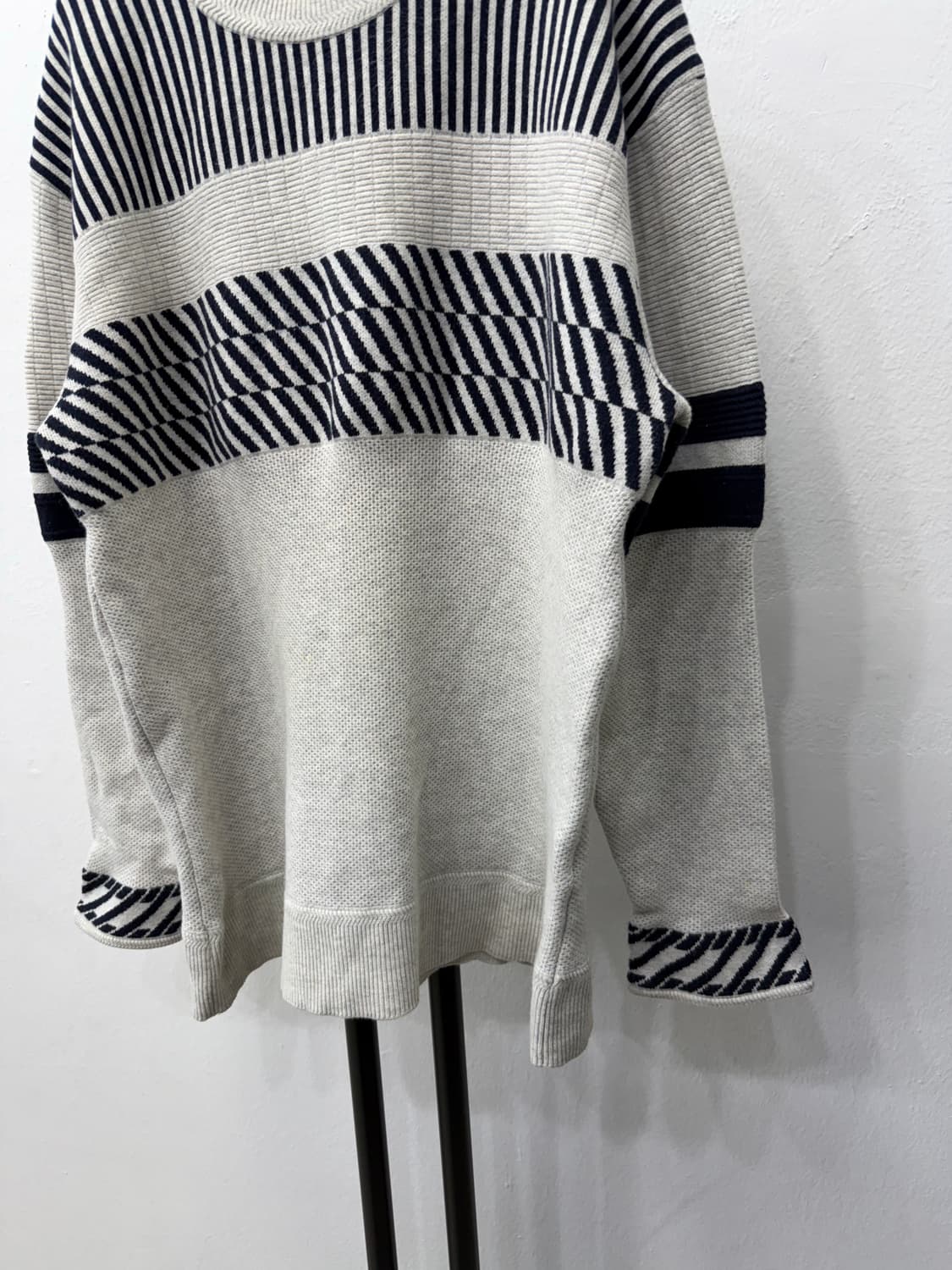 정품) 시스템옴므 한섬 스트라이프 패턴 니트 100 상품이미지3