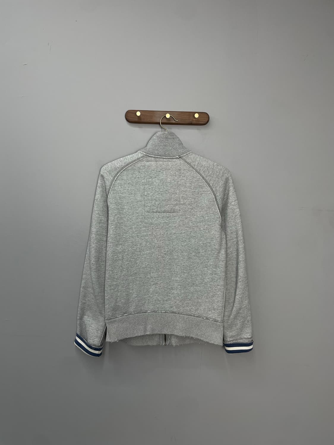 아베크롬비 그레이 데미지 집업 스웻셔츠 H1657 상품이미지4