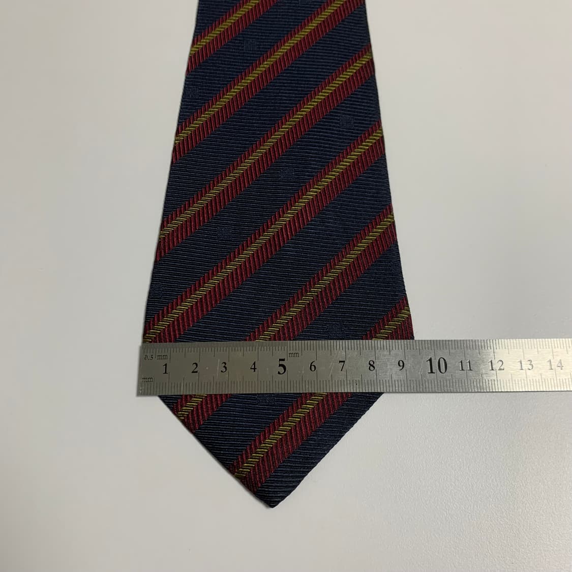 지방시 스트라이프 명품넥타이 로고플레이 A+등급 9.4cm 상품이미지10