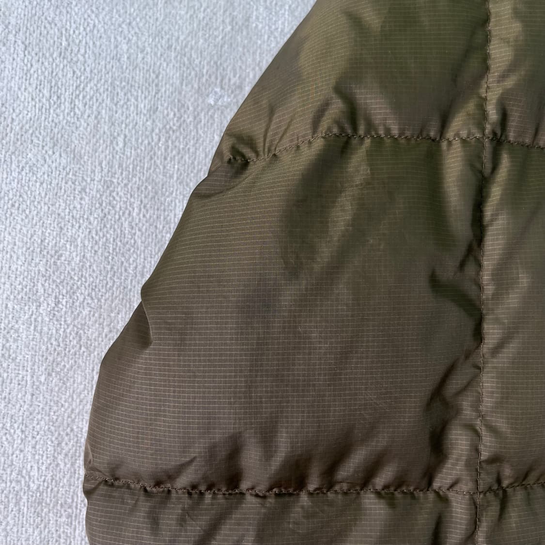 105 몽벨 구스다운 퀄팅 경량 패딩 상품이미지4