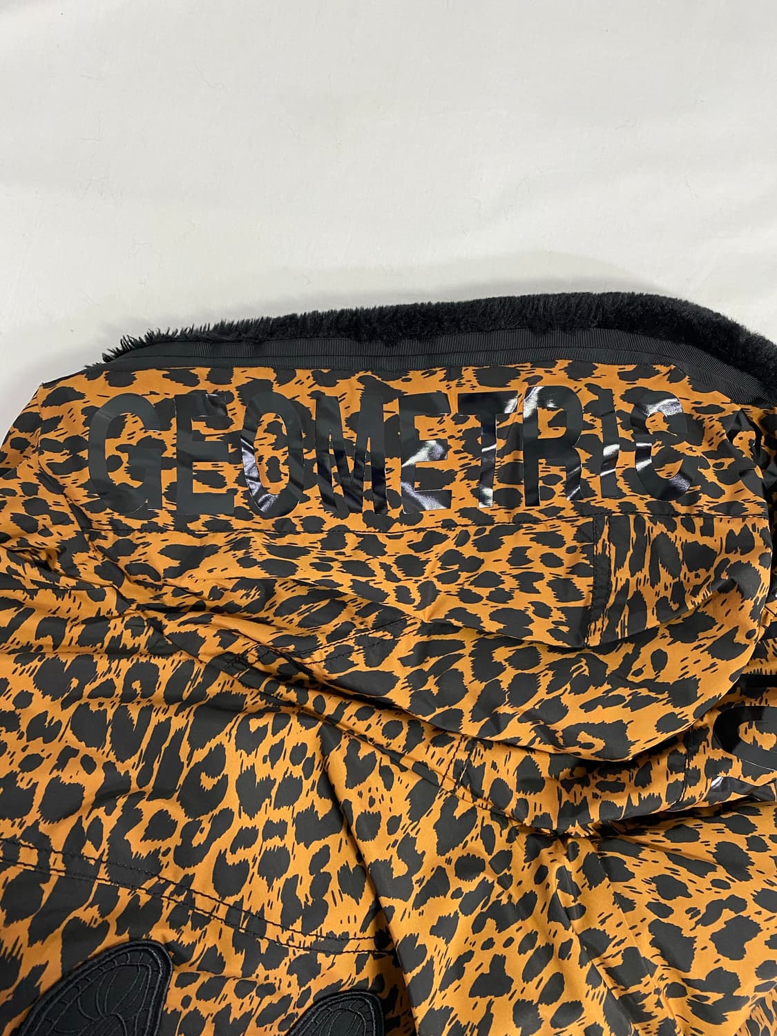 라이프워크 리버시블 퍼 레오파드 후디드 패딩 상품이미지5