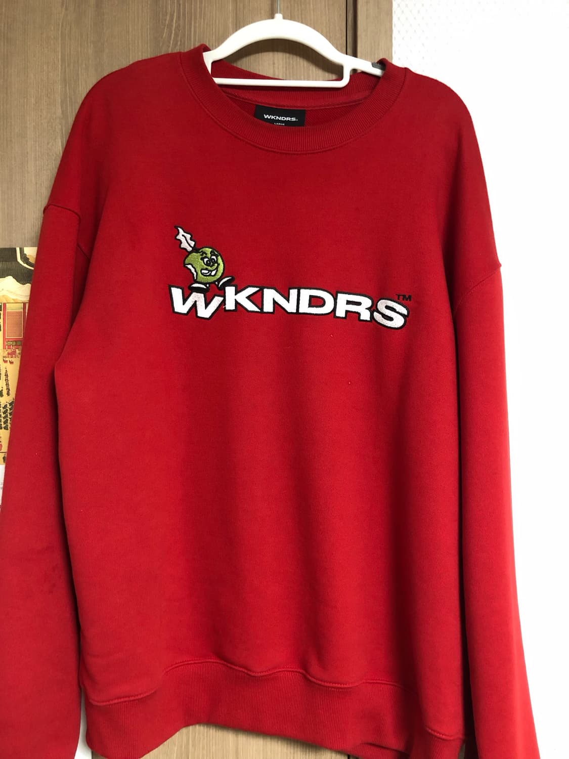 (L) 위캔더스 애플 맨투맨 상품이미지4