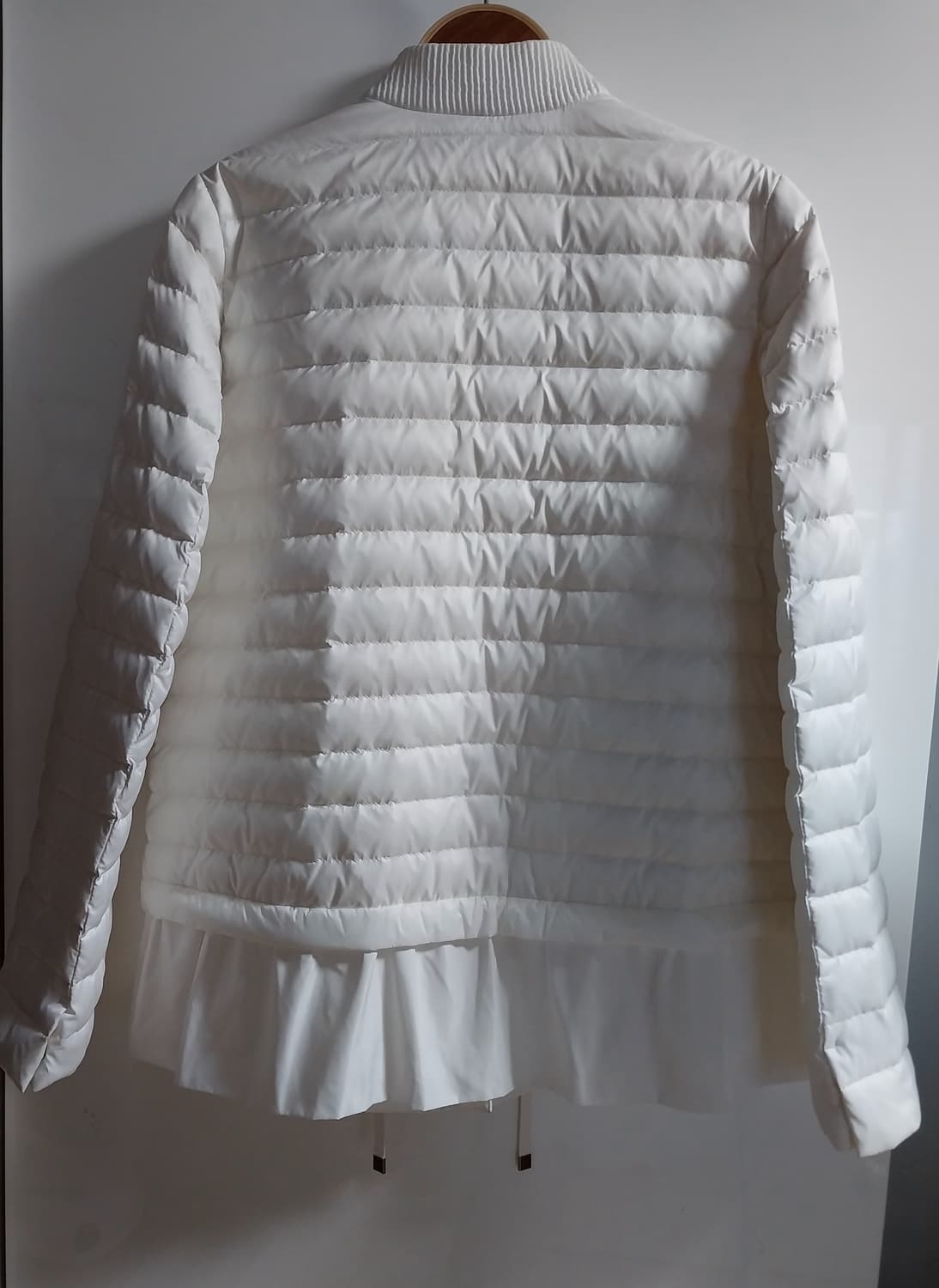 손정완와니 구스 경량패딩 상품이미지3