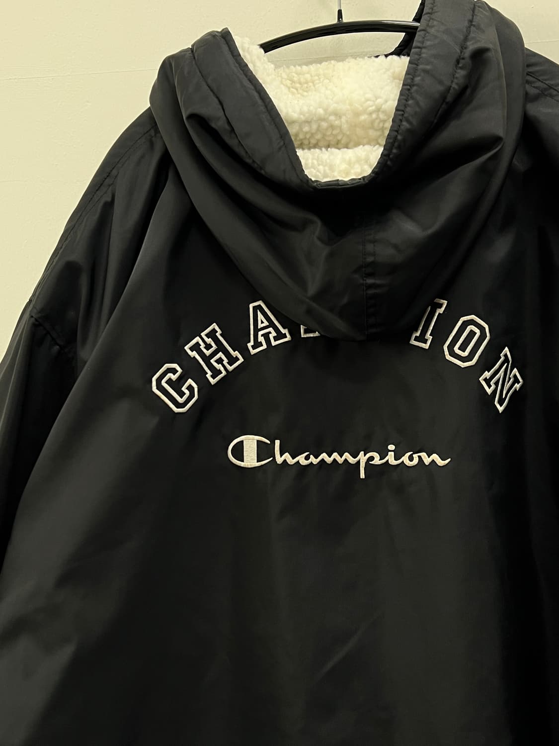 챔피온 올드스쿨 백로고 양털 벤치코트 돕바 블랙 상품이미지7