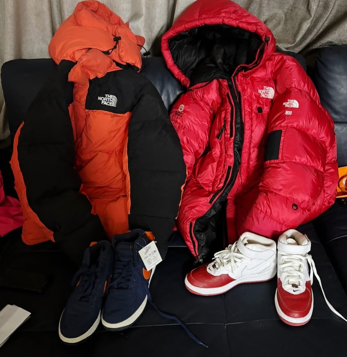 노스페이스 써밋 시리즈 800 발토로 xxl 빨/검 착용샷 상품이미지5
