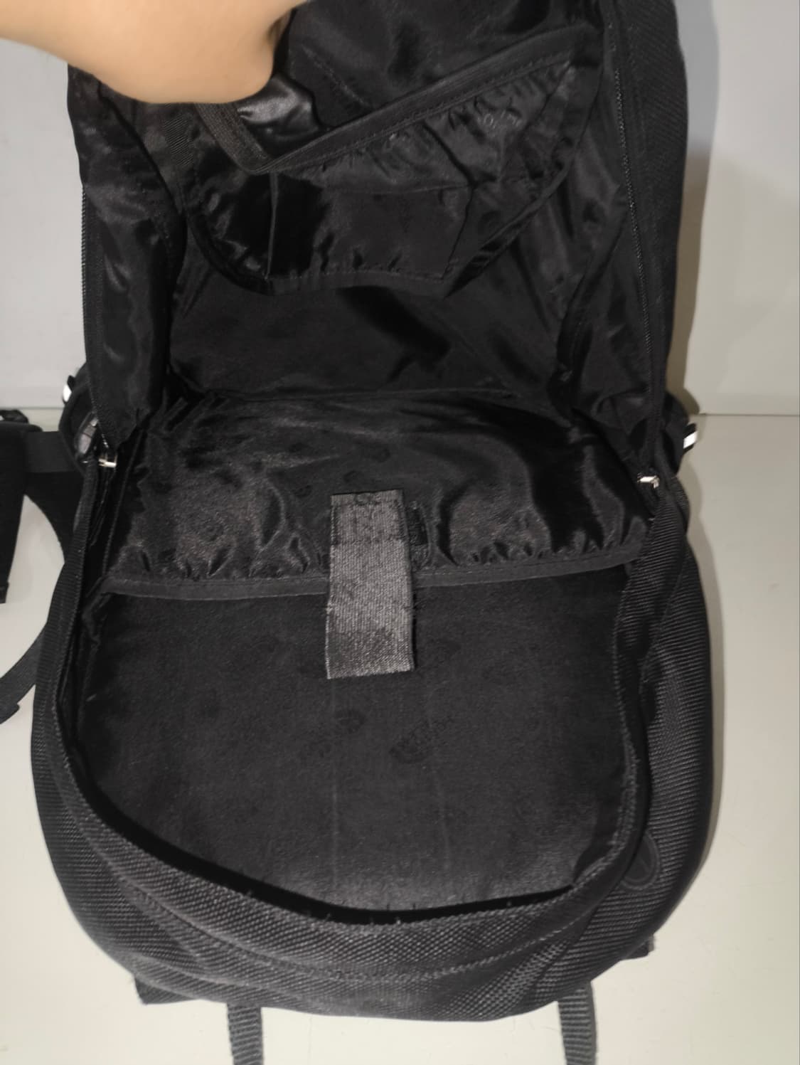 노스페이스 커뮤터 20l 백팩 등산가방 상품이미지9