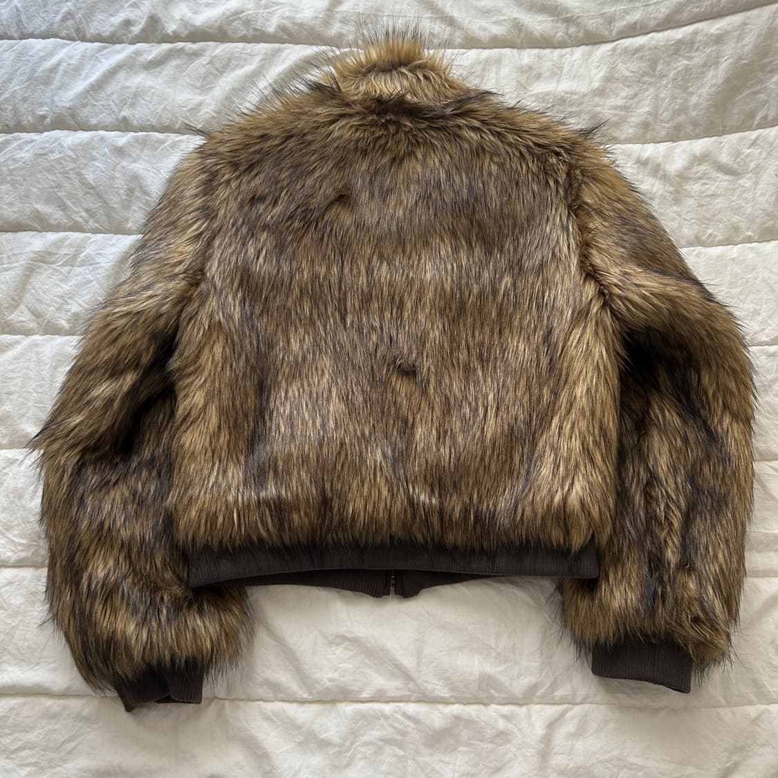 블랙업 라뷰 투톤퍼 하이넥 점퍼(브라운) 상품이미지7