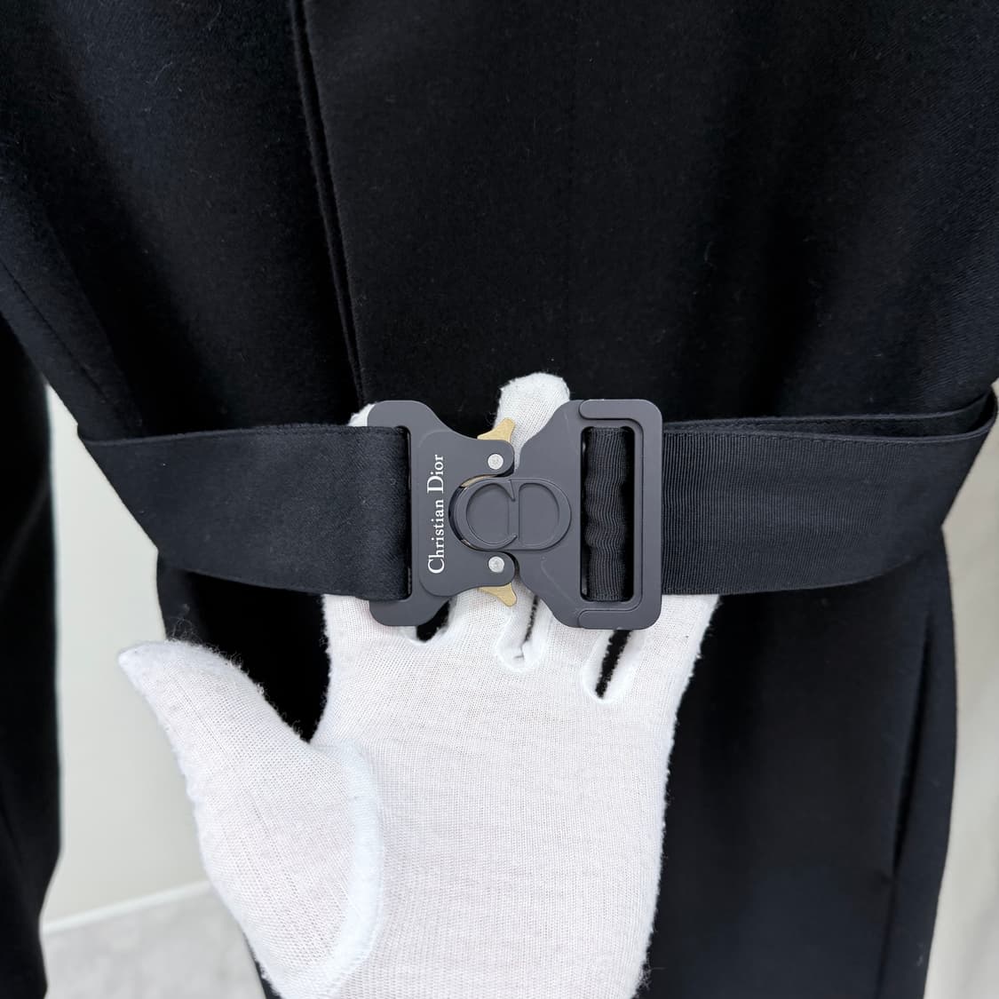 [S+급/52] 디올 CD 로고 벨티드 울 코트 자켓 블랙 상품이미지4