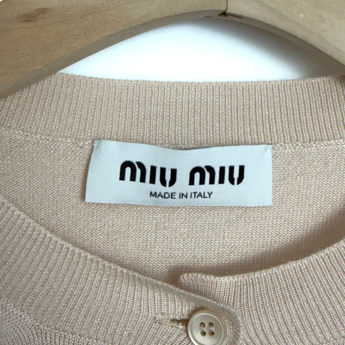 미우미우 캐시미어 가디건 38사이즈 상품이미지3