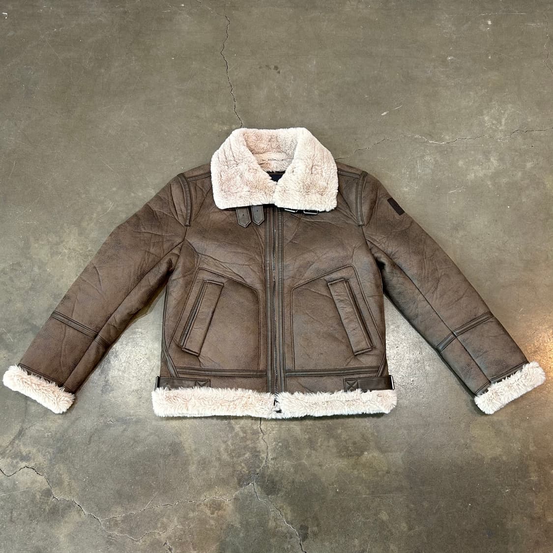 버커루 브라운 버클 무스탕 상품이미지1