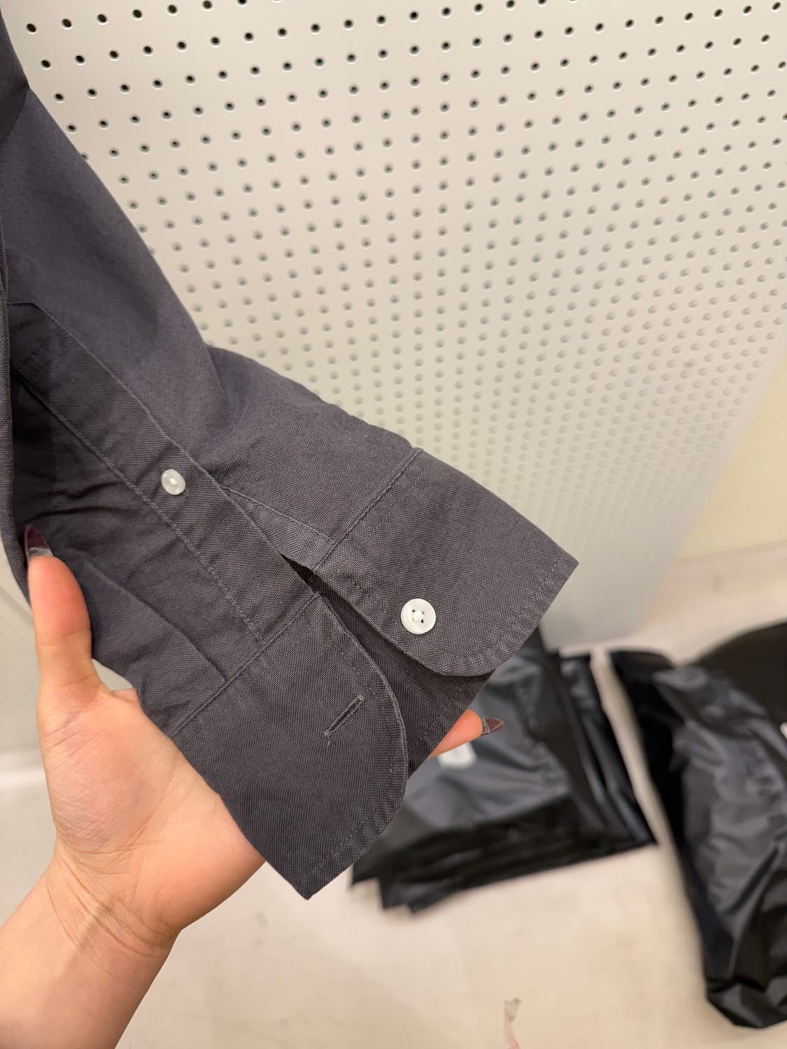 칼하트 커스텀 크롭 셔츠 자켓 U1318 상품이미지4