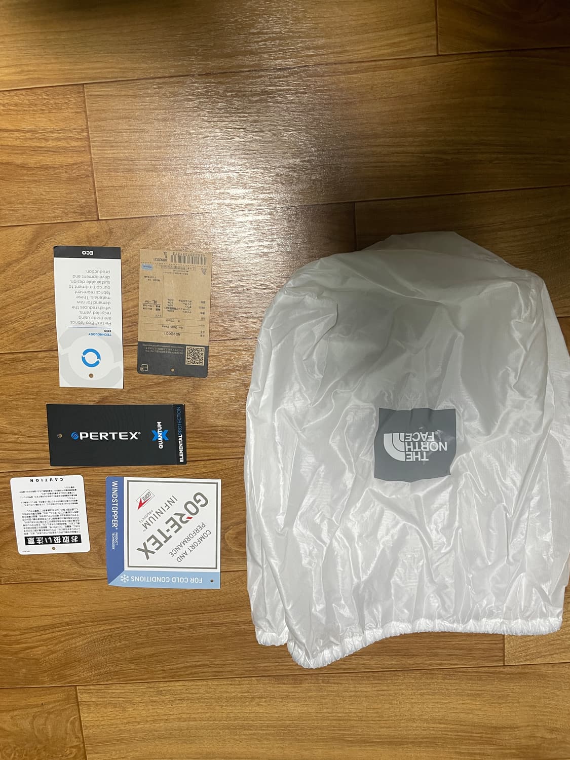 노스페이스 힘다운 일본판 xl 블랙  상품이미지2