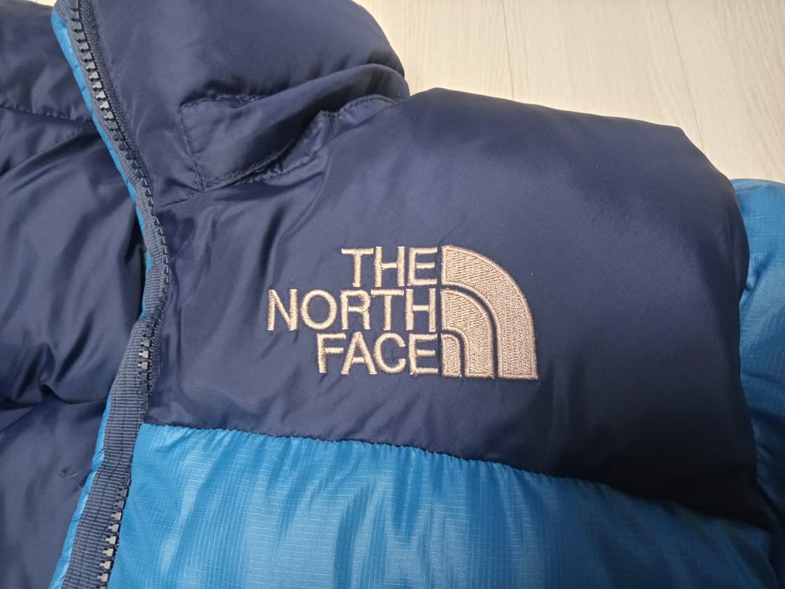 노스페이스 700 구스 메트로 눕시 패딩 상품이미지5