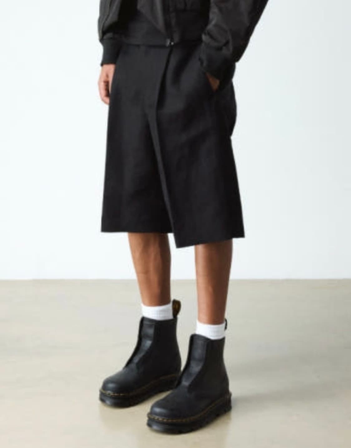 Dr Martens 닥터마틴 ZEBZAG 레이스리스 부츠 상품이미지1