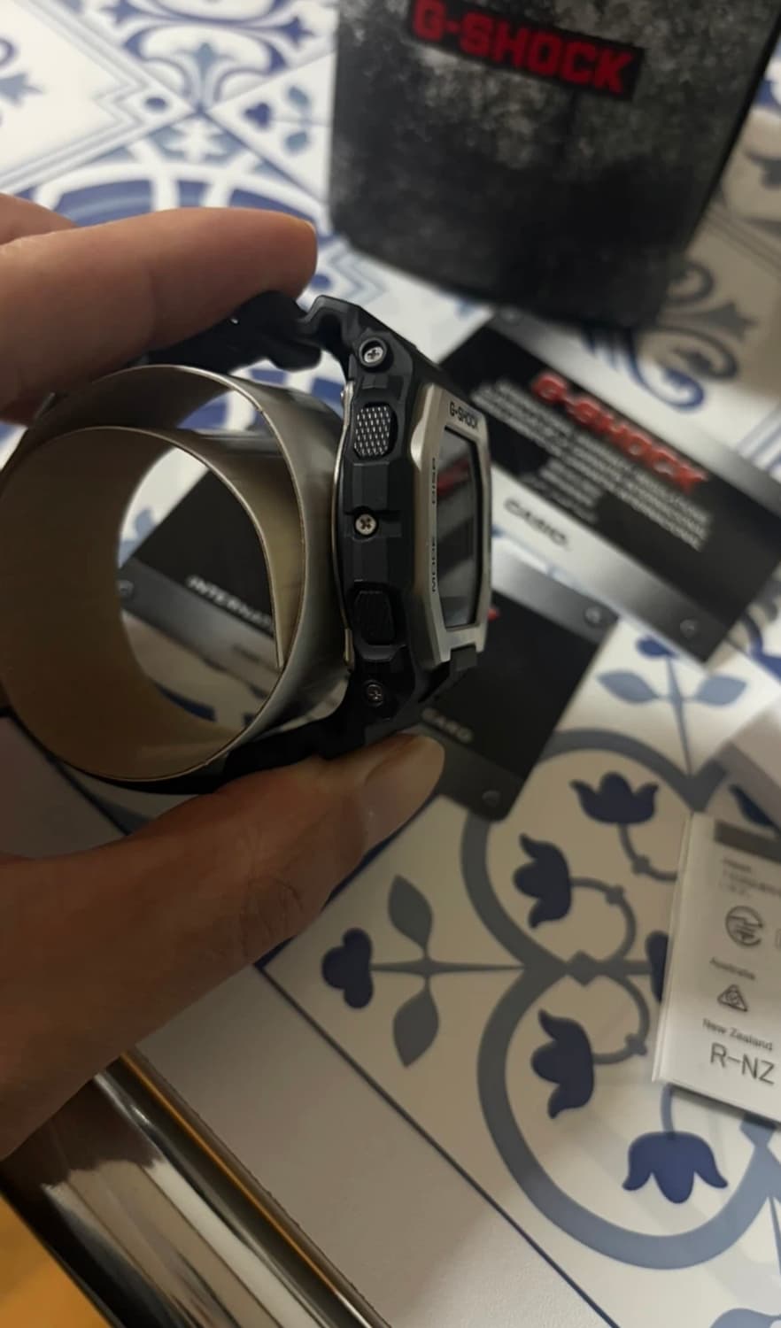 카시오 지샥 GBX-100-1DR모델 상품이미지4