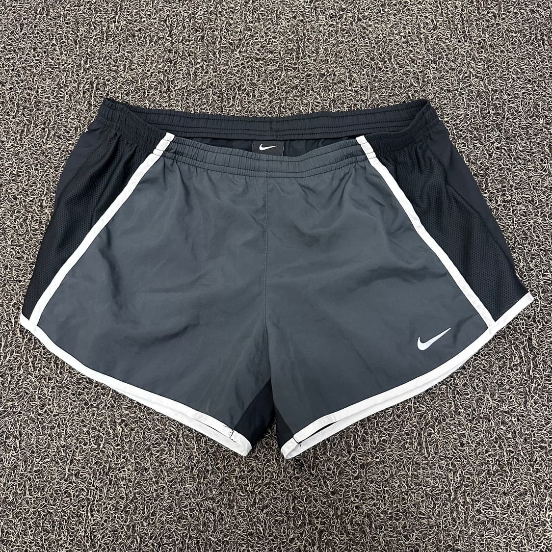 NIKE 나이키 여성 운동복 반바지 M 상품이미지1