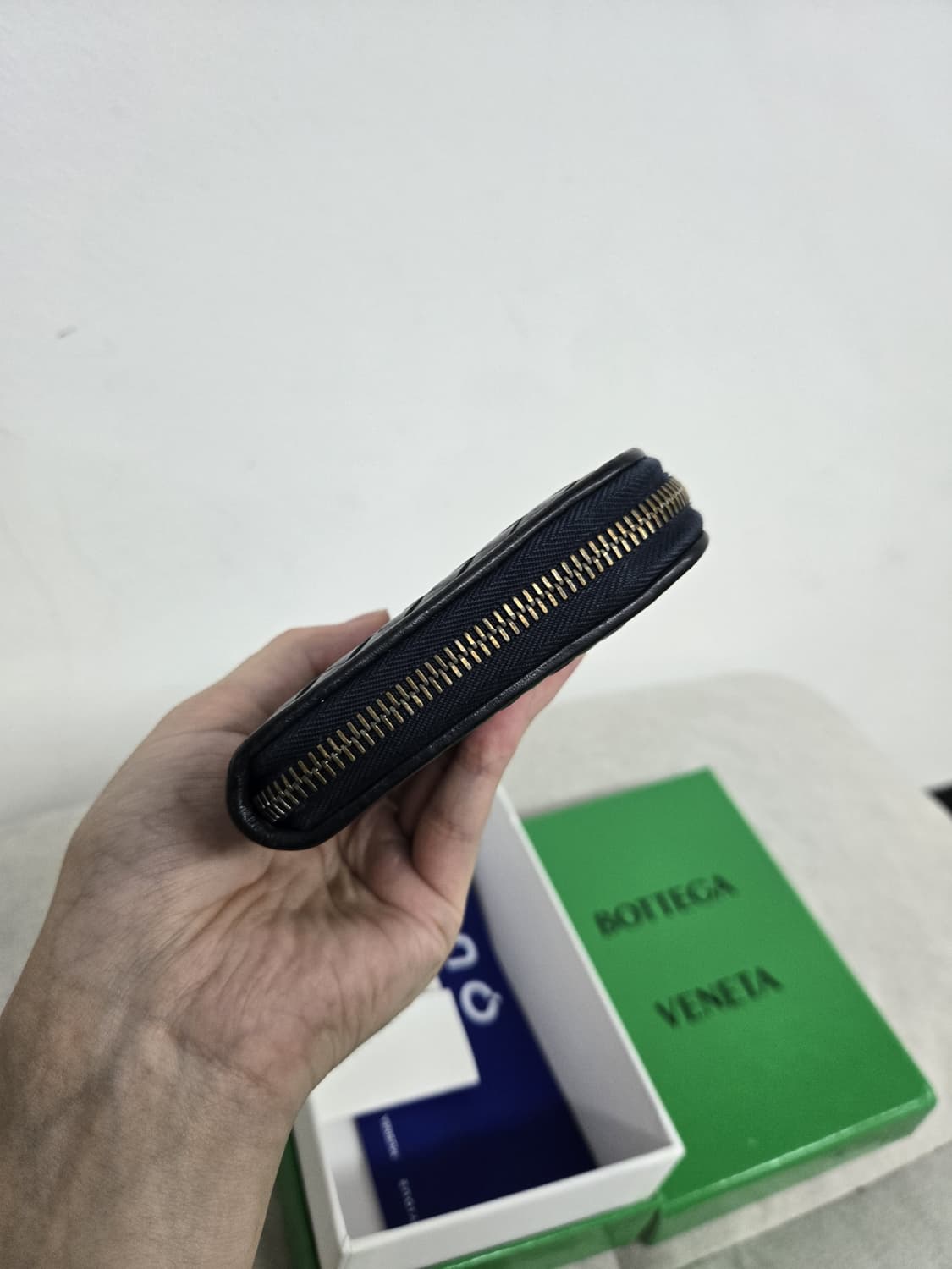 [보증서 A급]보테가베네타 지퍼 장지갑 상품이미지3