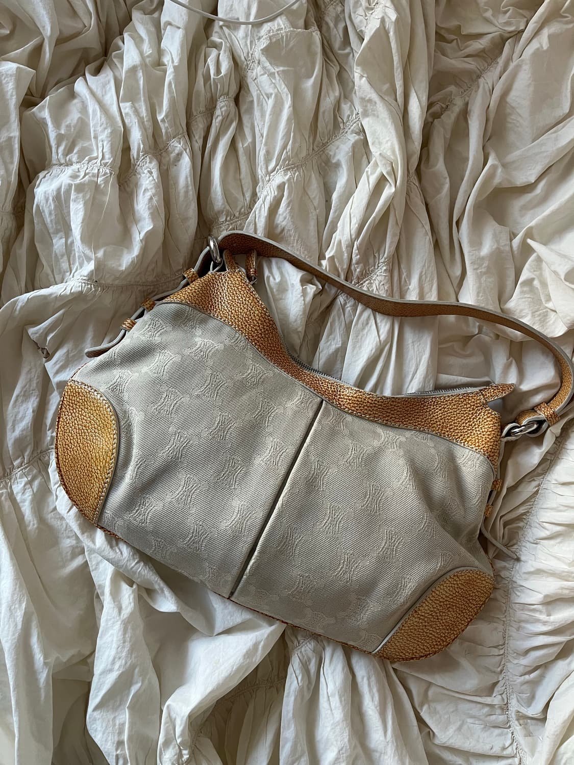 셀린느 숄더백 상품이미지2