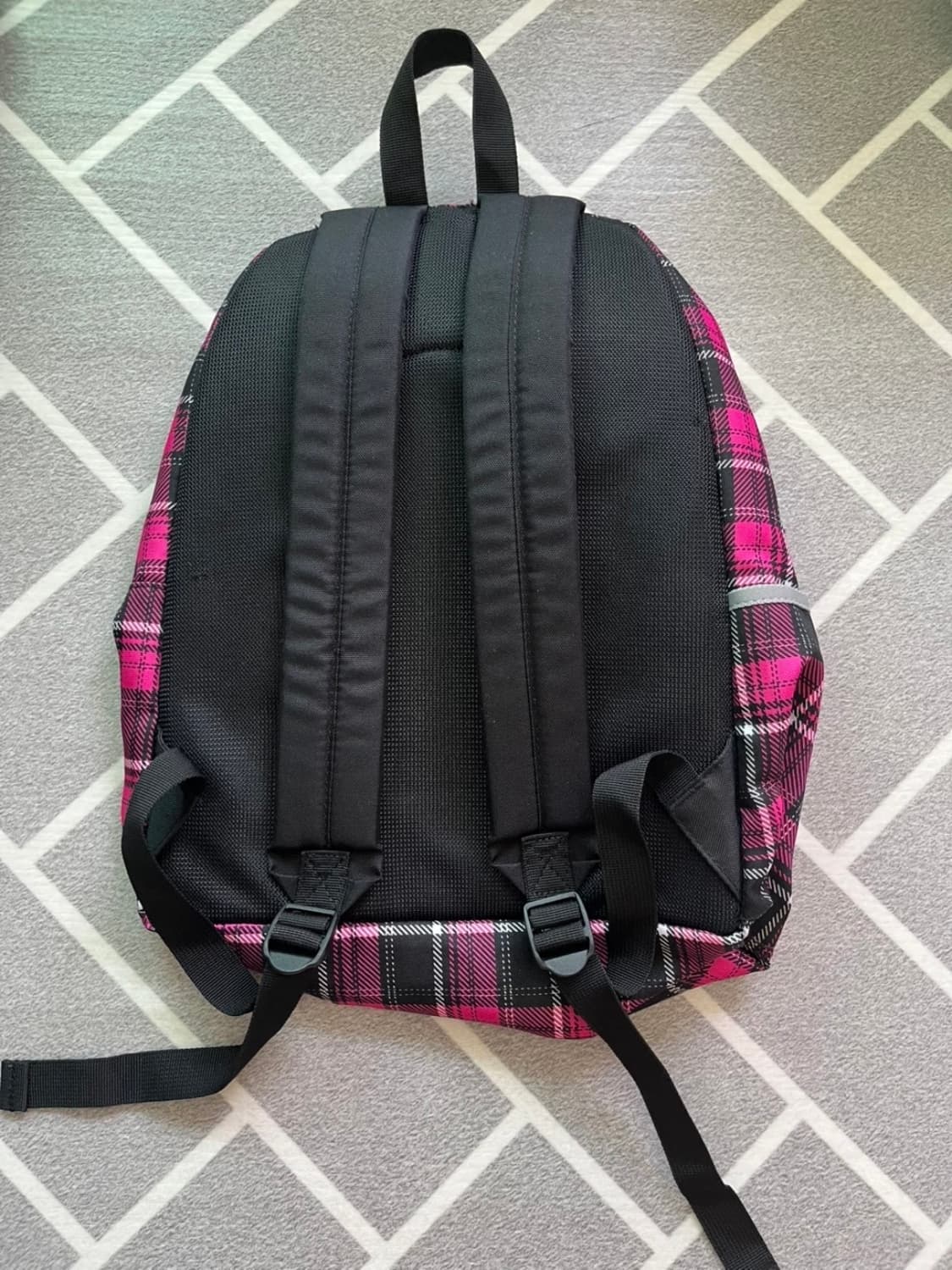 아웃도어프로덕츠 핑크 체크 백팩 상품이미지2