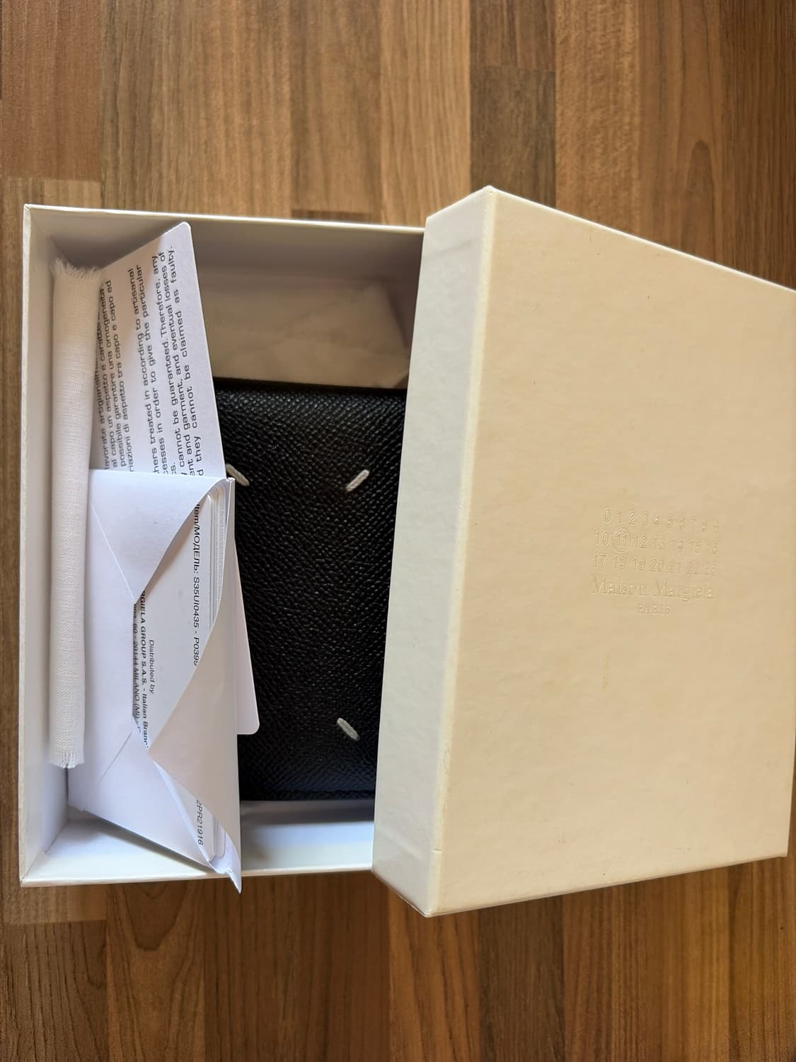 마르지엘라 반지갑 상품이미지1