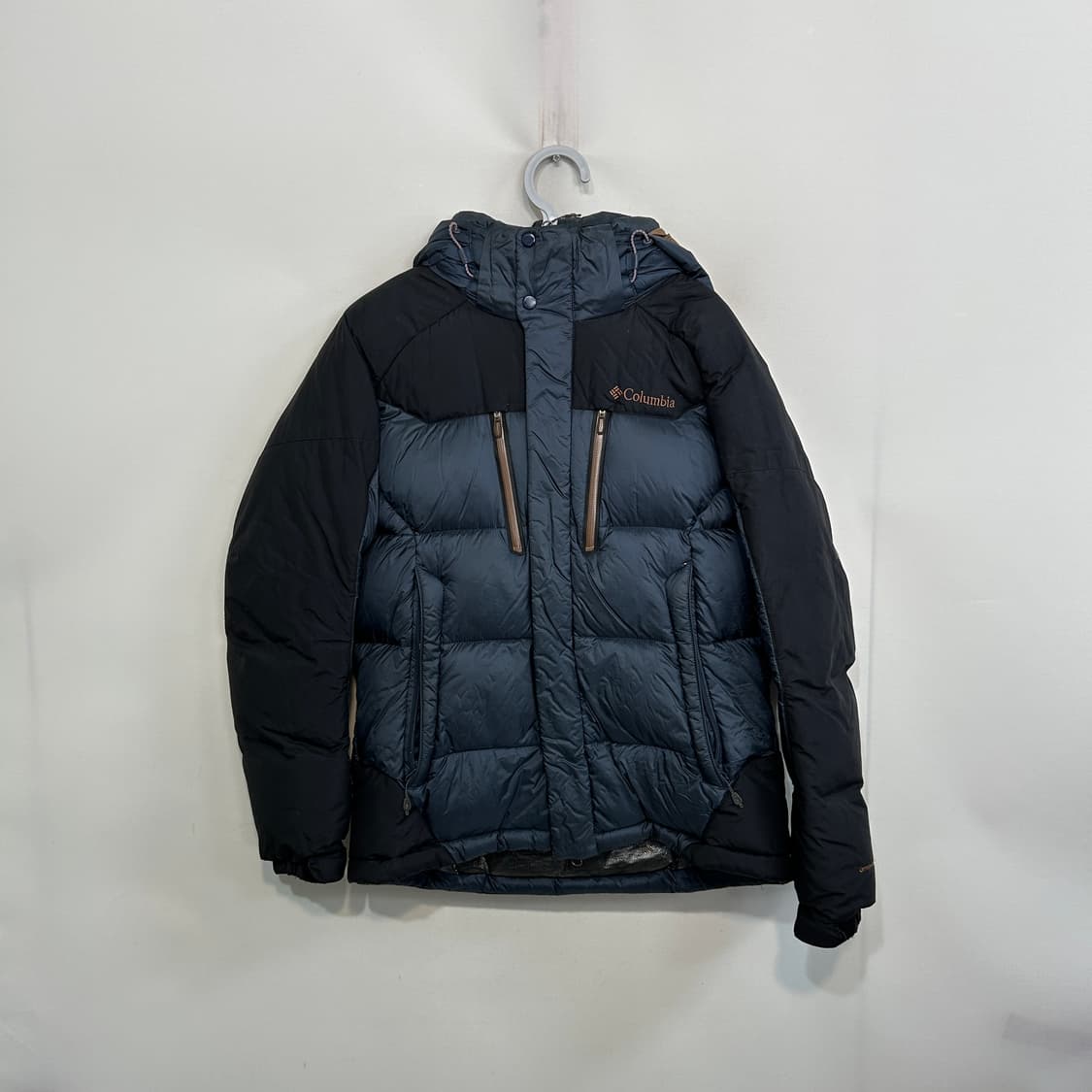 컬럼비아 남성 구스다운 패딩 95 보온발열 패딩 상품이미지1