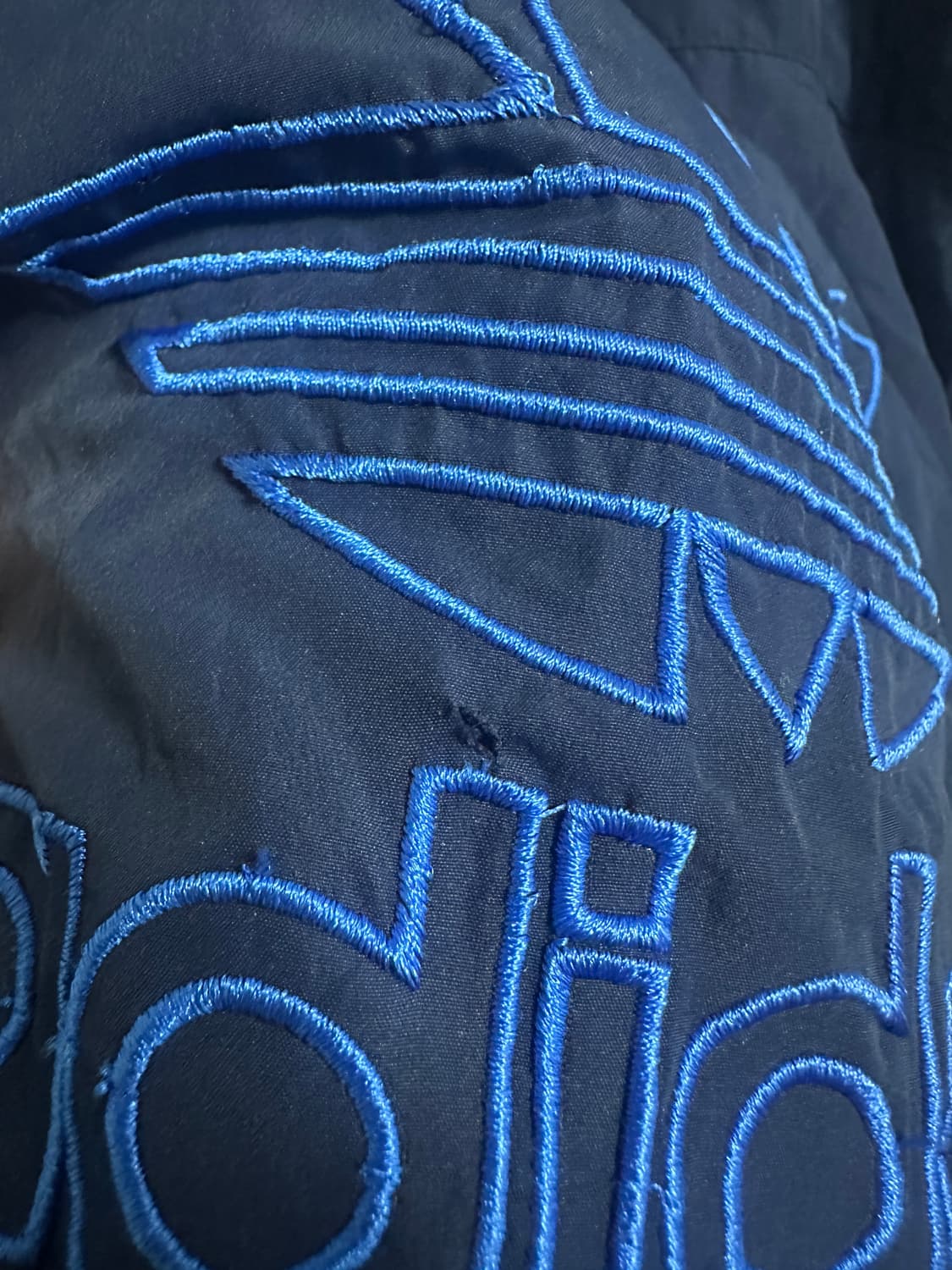 아디다스 90s 빅로고 웜업 상품이미지7