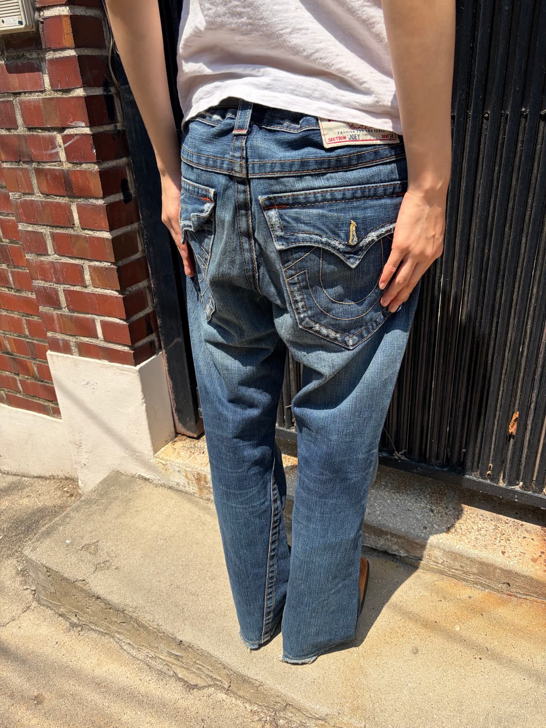 31) True Religion Joey 부츠컷 데님 팬츠 상품이미지5