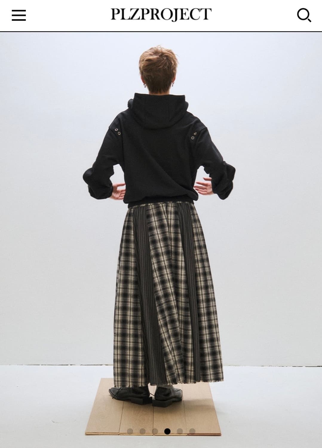 플리즈프로젝트 오버 체크 맥시스커트 블랙 상품이미지3