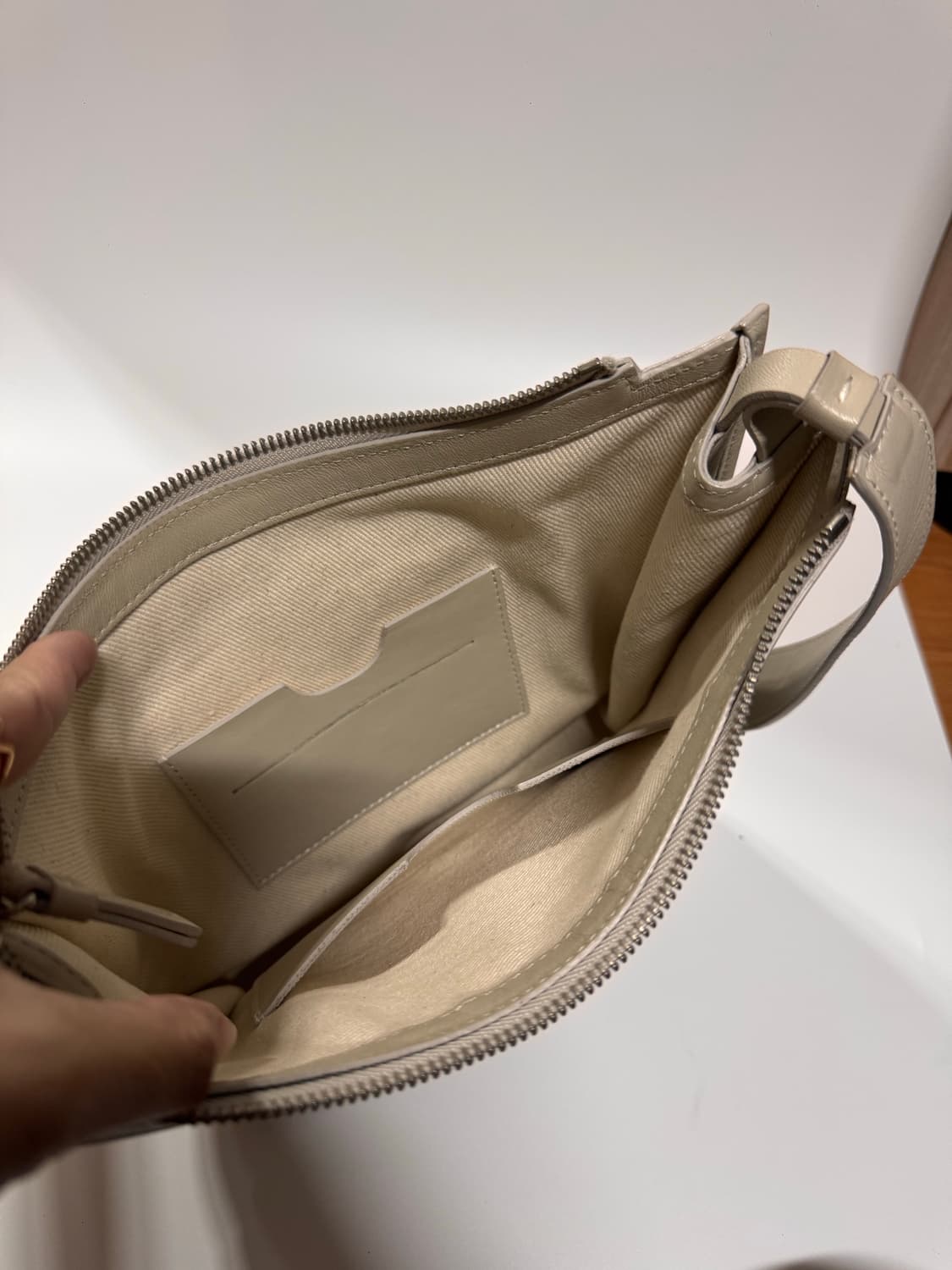 레멜HOBO 반달 숄더백 아이보리 상품이미지5