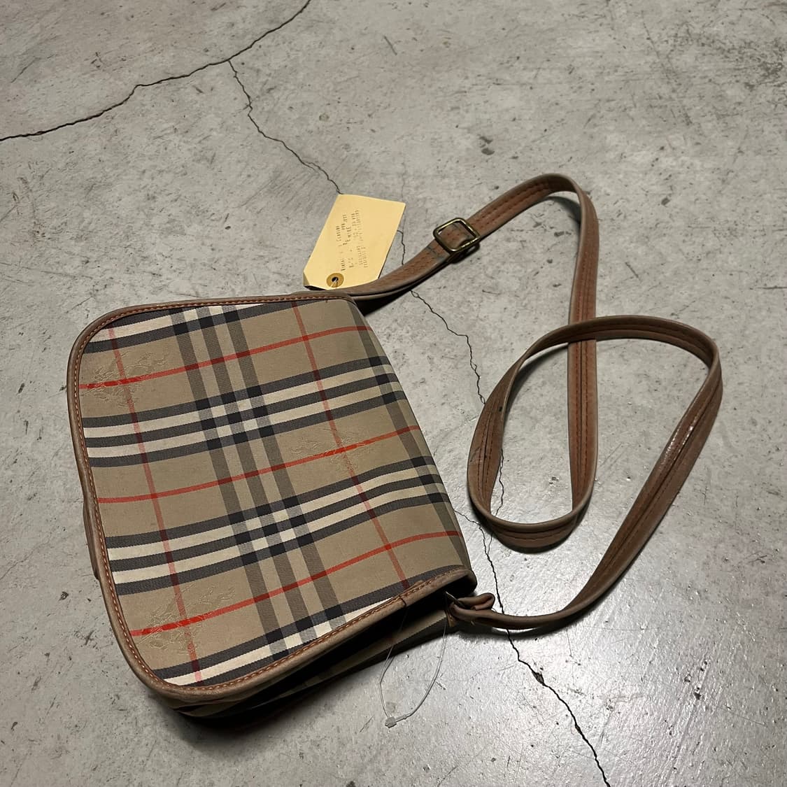 vintage burberrys cross bags  상품이미지3