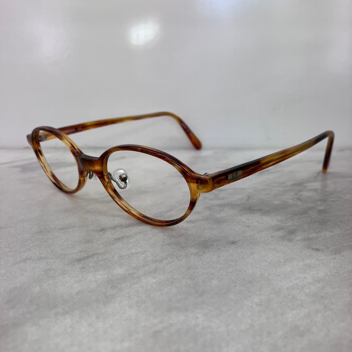 D85 C.P.COMPANY 유광 하바나 오벌 뿔테 안경 상품이미지7