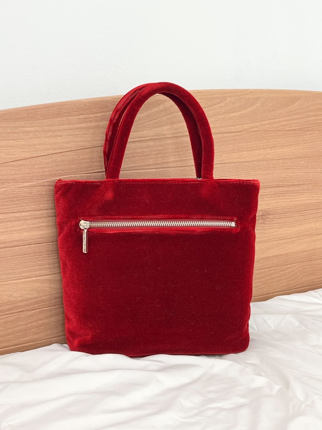 courreges / 꾸레쥬 레드 벨벳 토트백 상품이미지5