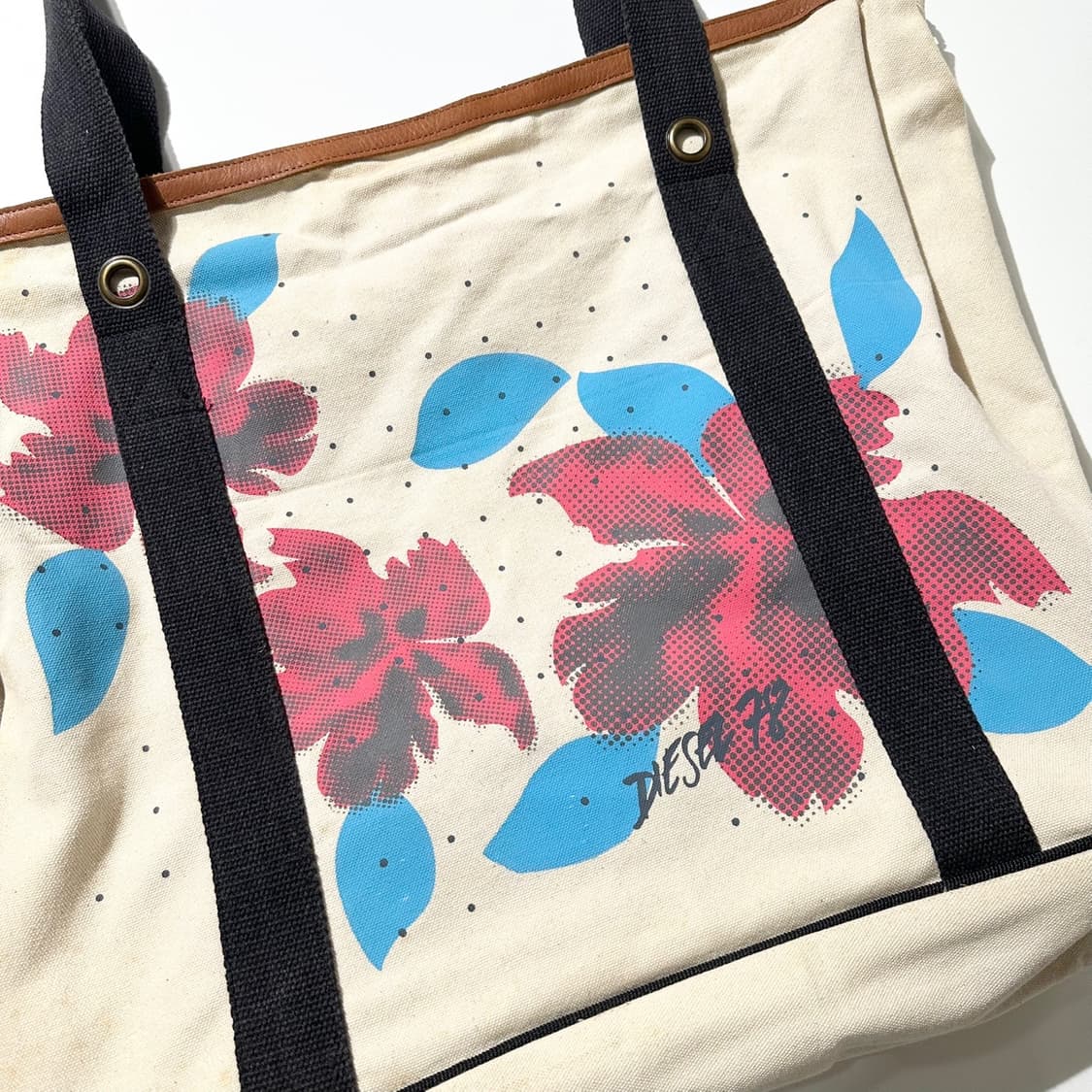 디젤 플라워 캔버스 숄더백 상품이미지3