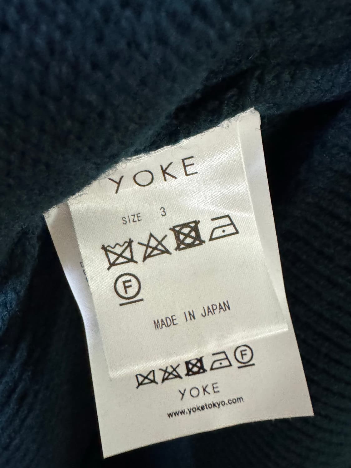 요크 도쿄 24fw yoke 짚업 니트 상품이미지5